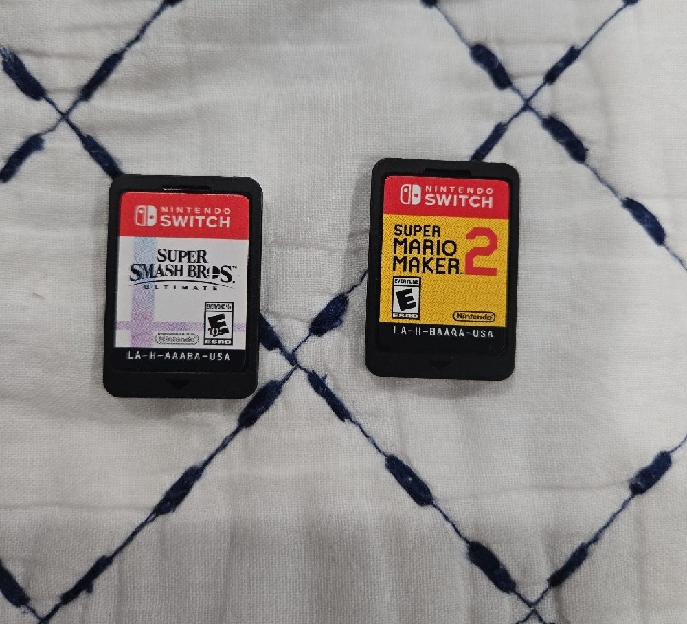 Nintendo Switch Set Of Two Games